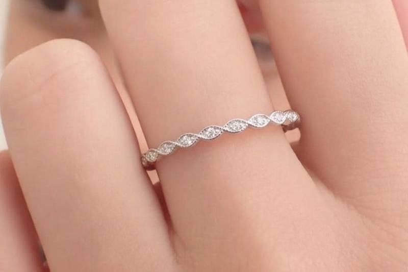 Art Deco Inspirierte Öse Vintage Inspiriert 3/4 Weiß Rosegold Gelbgold Ring Eternity Diamant Band Platin Pt950 von QCustomJewelry