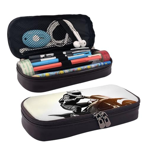 QGGHNISD Hahn und Henne Leder Federmäppchen Große Kapazität Langlebig Bleistift Box Student Schreibwaren Tasche Geeignet für Schreibwaren/Kosmetik/Kleinigkeiten, Rider-Rennwagen, Einheitsgröße von QGGHNISD