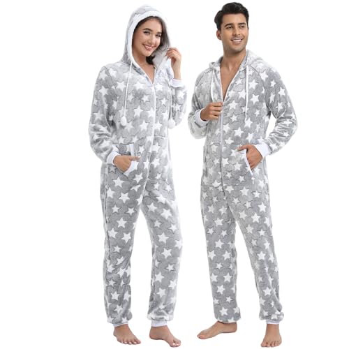 QIYUANT Weihnachts Pyjamas Onesie Flanell Fleece Paar Passende Einteiler Schlafanzug Reißverschluss Herbst Frühling Winter Warm Jumpsuit Hausanzug mit Taschen (Herren Grauer Stern, M) von QIYUANT