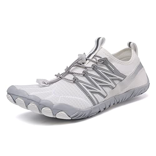 QJJQ Barfußschuhe Damen Herren Wasserschuhe Strandschuhe Schnell Trocknend Badeschuhe Atmungsaktiv Leichte rutschfeste Aquaschuhe Surfschuhe Traillaufschuhe Fitnessschuhe, Weiß, 37 EU von QJJQ