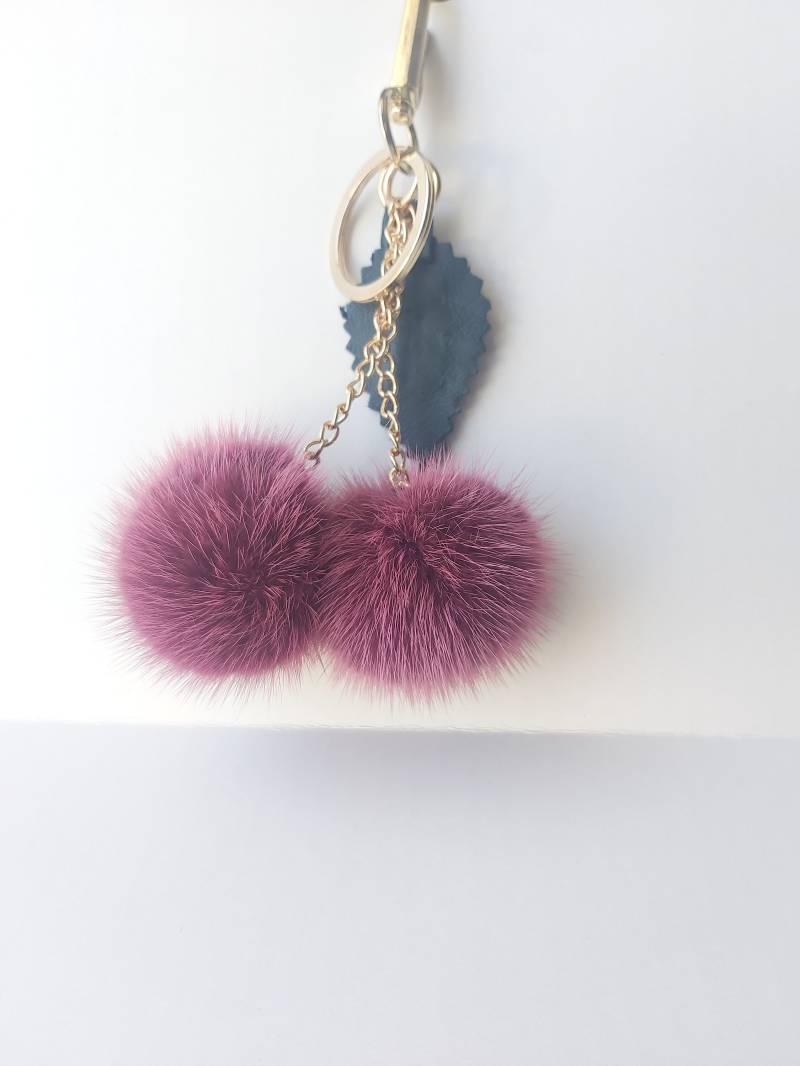 Schlüsselanhänger Mit Kette Und Echtes Leder Blatt. Nerz Taschenanhänger in Rostrosa Zu Plum Hues Pompom Schlüsselanhänger Mit Kette Und Echtes Leder Blatt. Nerz Taschenanhänger in Rostrosa Zu Plum Hues Pompom von QLeathercom
