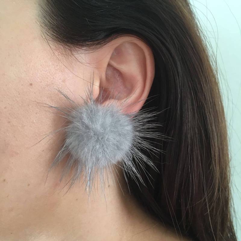 Silberne Ohrringe Mit Pelz. 925Er Silber Ohrstecker Saphirfarbener Nerzpelz Verzierung von QLeathercom