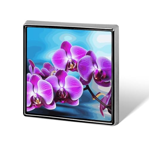Schöne Orchideen-Anstecknadel, modische Anstecknadeln für Männer und Frauen, für Rucksäcke, lustige Hut-Brosche, personalisierte Tasche, Revers, Abzeichen, Metall, Neuheit Knöpfe und Pins (quadratisch von QMNBTES