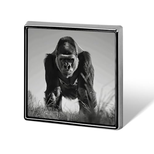 Gorilla im Gras quadratische Anstecknadel für Damen, Neuheit Knöpfe & Anstecknadeln, Metallabzeichen, niedliche Brosche, Retro-Pinback-Abzeichen, modische Taschennadeln für Hut, Rucksäcke, Krawatte von QMNVBDS