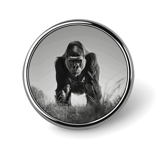 Gorilla im Gras runde Anstecknadel für Damen, Knöpfe und Anstecknadeln, Metallabzeichen, niedliche Brosche, Retro-Pinback-Abzeichen, modische Taschennadeln für Hut, Rucksäcke, Krawatte, Anzug Gorilla im Gras runde Anstecknadel für Damen, Knöpfe und Anstecknadeln, Metallabzeichen, niedliche Brosche, Retro-Pinback-Abzeichen, modische Taschennadeln für Hut, Rucksäcke, Krawatte, Anzug von QMNVBDS