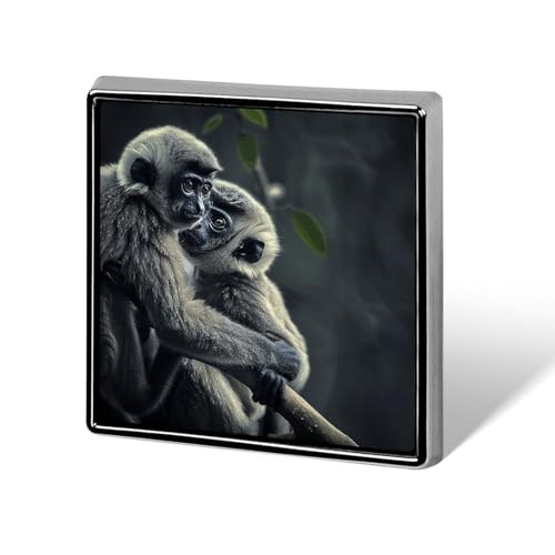 Niedlicher Affe quadratische Anstecknadel für Damen, Neuheit Knöpfe & Anstecknadeln, Metallabzeichen, niedliche Brosche, Retro-Pinback-Abzeichen, modische Taschennadeln für Hut, Rucksäcke, Krawatte von QMNVBDS