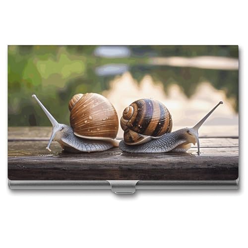 QMNVBDS Zwei Schnecken auf der Bank Visitenkartenhalter Slim Visitenkartenetui für Damen Herren Metall Visitenkartenbox Visitenkartenhalter für Tasche Geldbörse Kleine Visitenkartenetui Einheitsgröße, von QMNVBDS