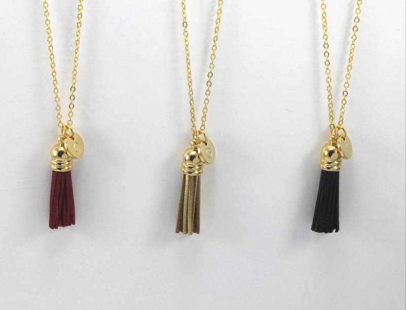 Echtes Leder Kleine Quaste Halskette, Boho Hand Gestempelt Personalisierte Abschlussgeschenk Echtes Leder Kleine Quaste Halskette, Boho Hand Gestempelt Personalisierte Abschlussgeschenk von QQ47