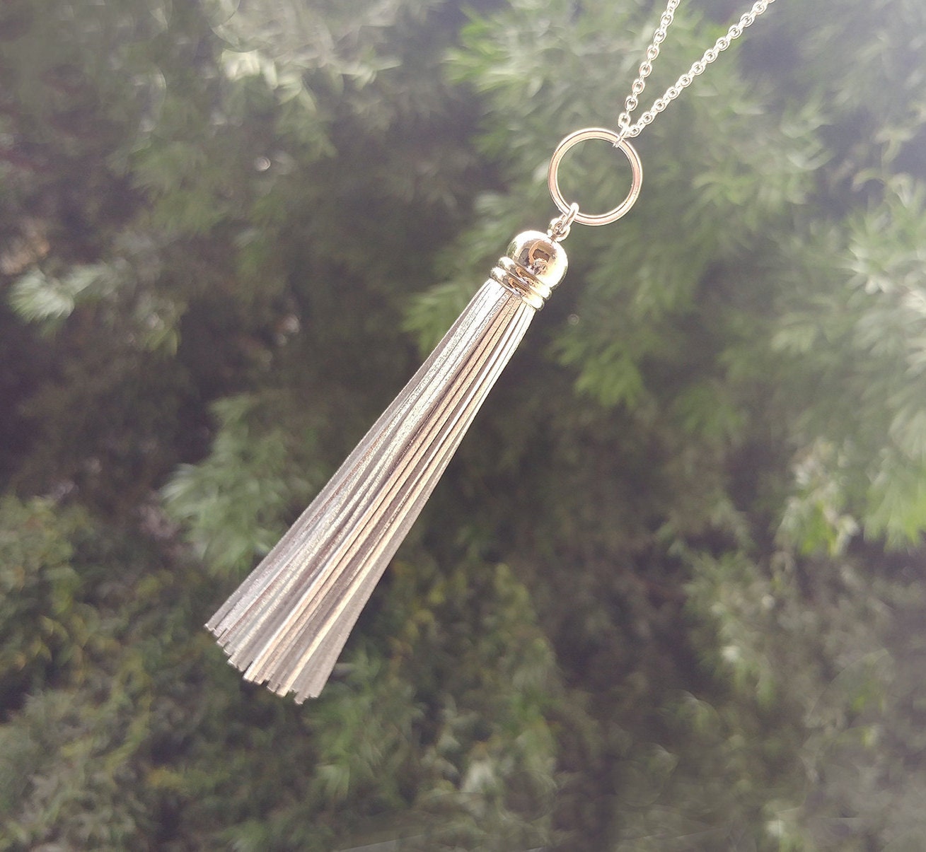 Echtes Leder Lange Silber Quaste Halskette, Handgemachte Layered Muttertagsgeschenk, Abschlussgeschenk Echtes Leder Lange Silber Quaste Halskette, Handgemachte Layered Muttertagsgeschenk, Abschlussgeschenk von QQ47