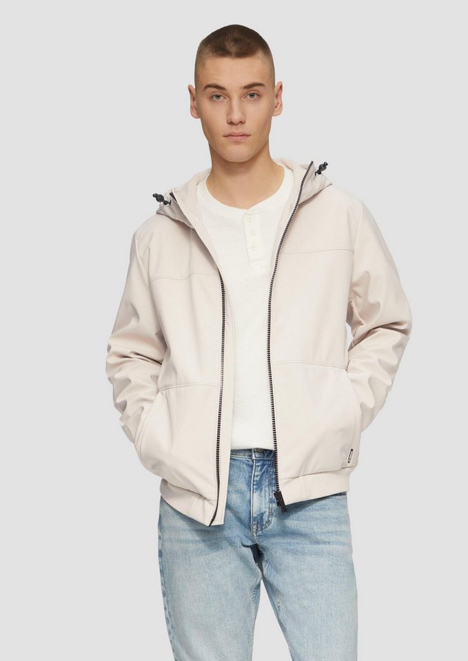 QS Funktionsjacke Outdoor-Jacke Softshelljacke mit Kapuze und Rippbündchen von QS