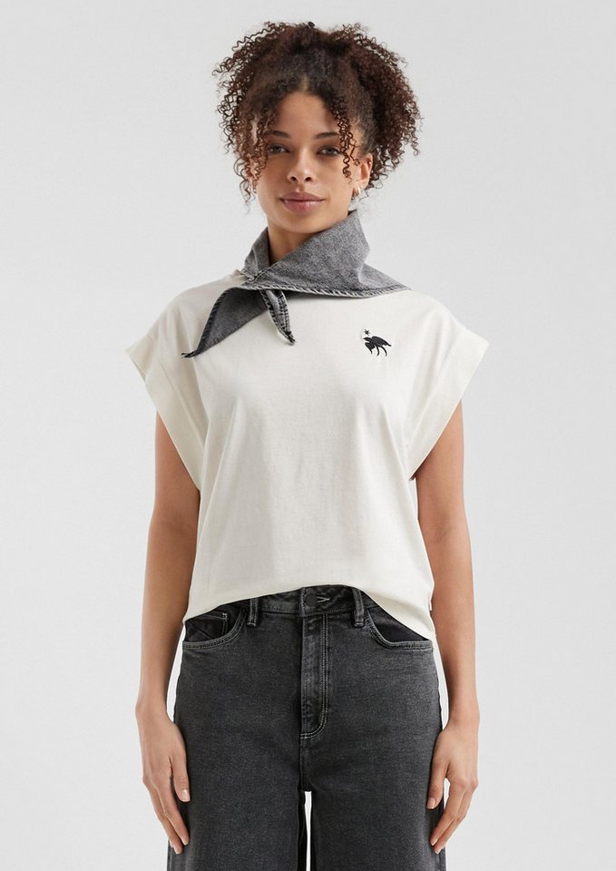 QS Kurzarmshirt T-Shirt T-Shirt mit überschnittenen Schultern und Stickerei von QS