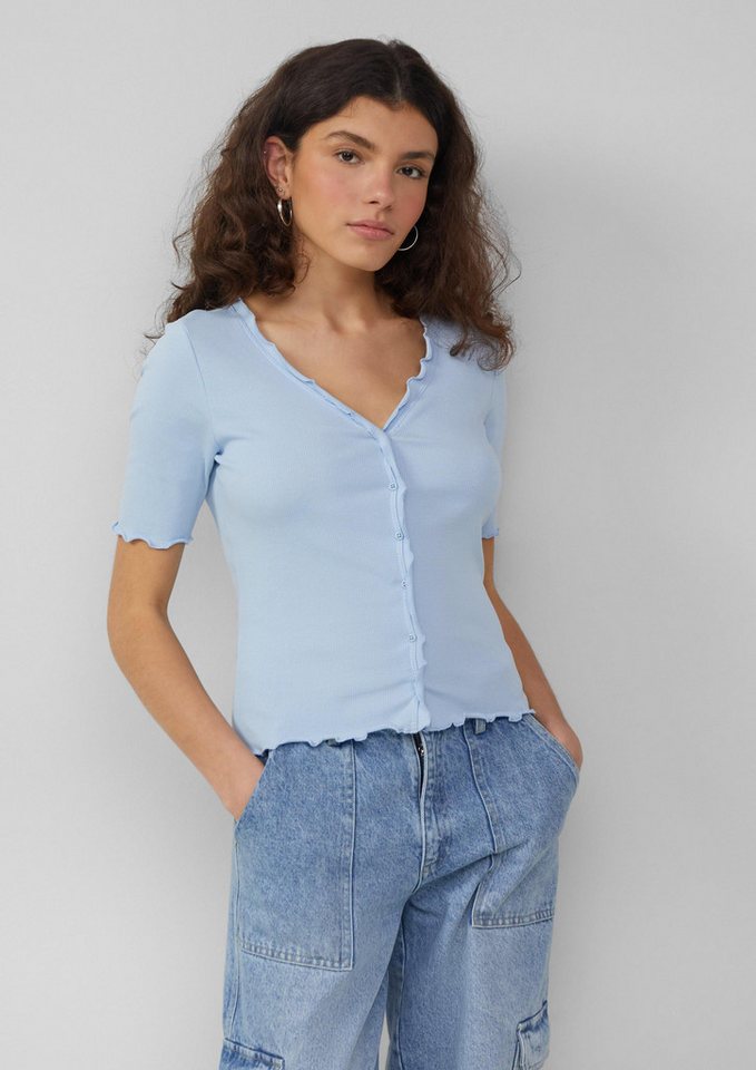 QS Kurzarmshirt T-Shirt Rippshirt mit Babylock-Kanten und Knopf-Detail von QS