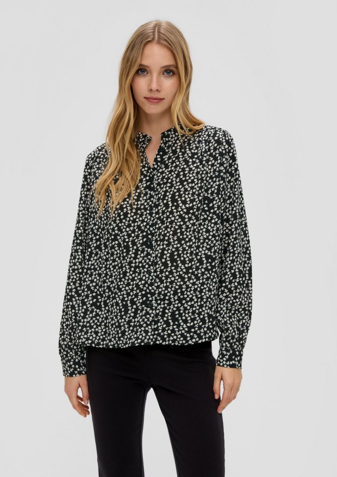 QS Langarmbluse Hochgeschlossene Bluse mit Allover-Print Raffung von QS