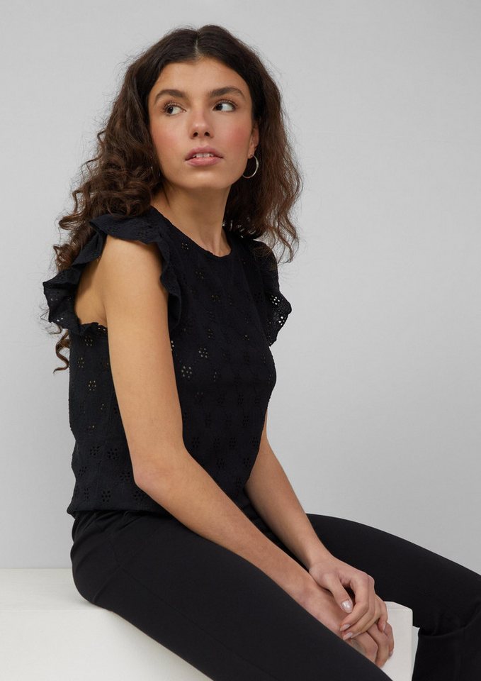 QS Muskelshirt T-Shirt Top mit Lochstickerei und Volant am Arm von QS