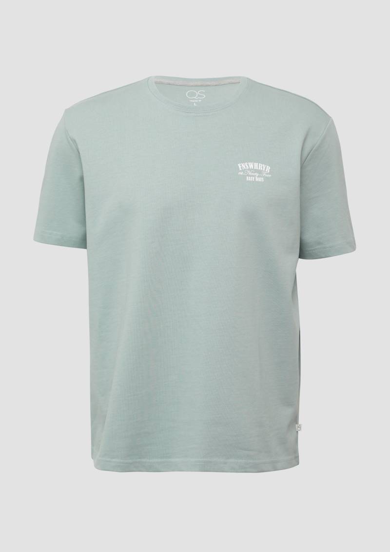 QS - Rundhals T-Shirt in schwerer Jerseyware mit Frontprint, Herren, grün von QS