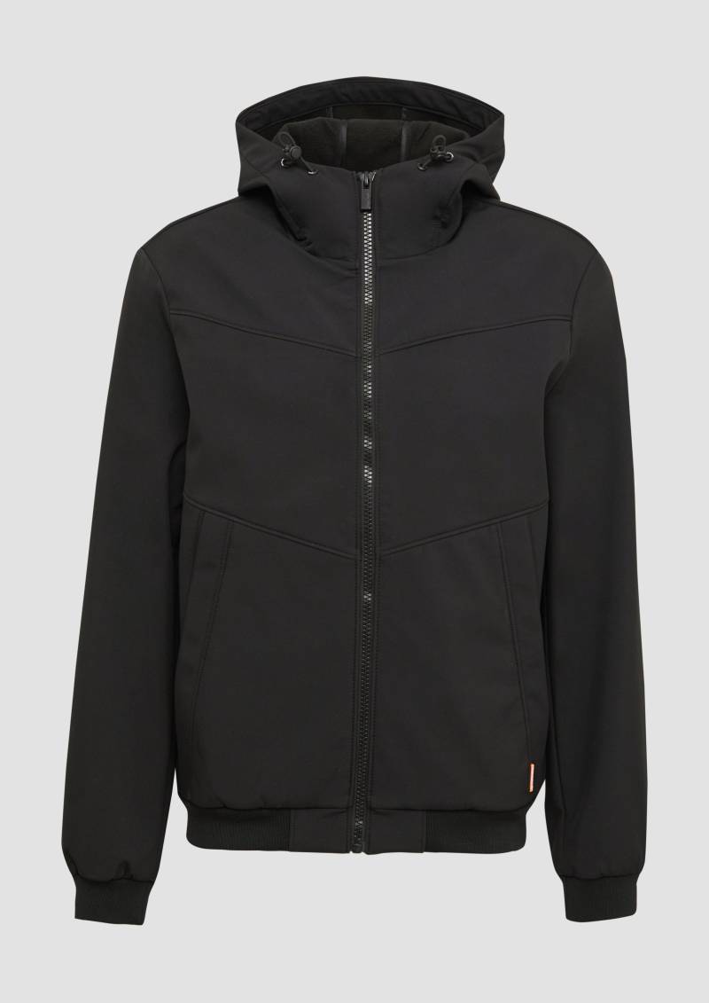 QS - Softshelljacke mit Kapuze und Rippbündchen, Herren, schwarz QS - Softshelljacke mit Kapuze und Rippbündchen, Herren, schwarz von QS