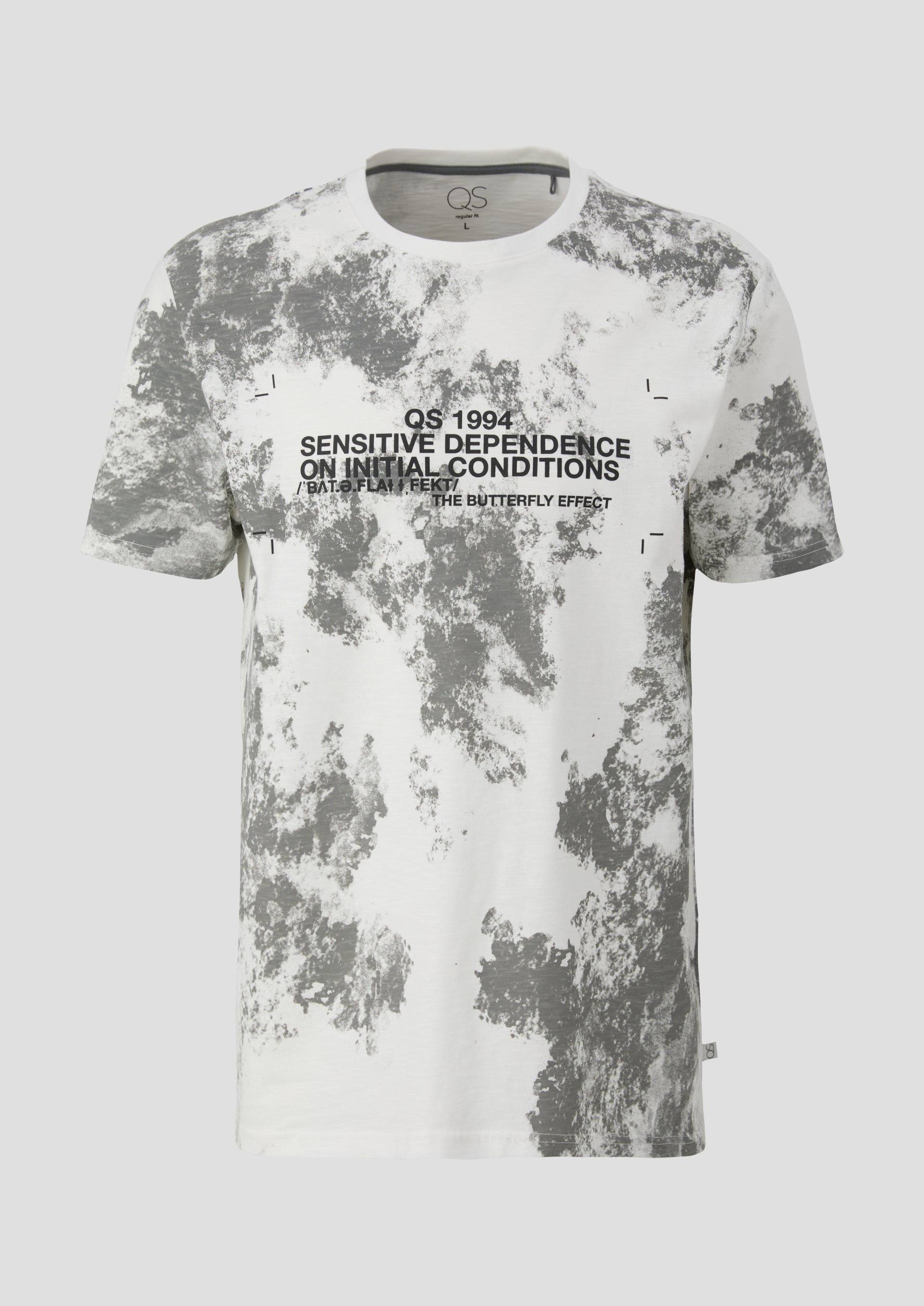 QS - T-Shirt mit All-over-Print, Herren, grau|weiß von QS
