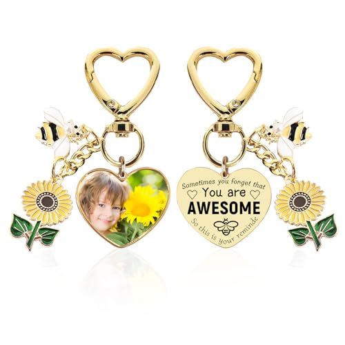 Personalisiert Sonnenblume Biene Taschenanhänger mit Foto Text Personalisierbare Inspirierendes Sonnenblumes Schlüsselanhänger für Geschenk für Dame Taschen Geldbörse Anhänger (Herzförmiges Foto 2) Personalisiert Sonnenblume Biene Taschenanhänger mit Foto Text Personalisierbare Inspirierendes Sonnenblumes Schlüsselanhänger für Geschenk für Dame Taschen Geldbörse Anhänger (Herzförmiges Foto 2) von QSZ