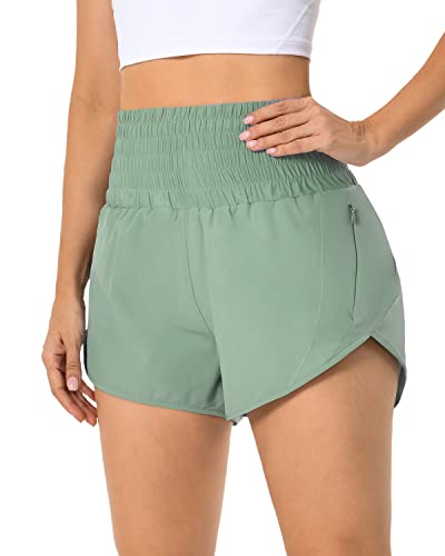 QUEENIEKE Kurze Sporthose Damen Sommer Laufhose Kurz Hose High Waist Radlerhose Schnell Trocknend mit Innenslip und Reißverschlusstasche Fitness Running Yoga Jogging Größe L Farbe Jasmin Grün von QUEENIEKE