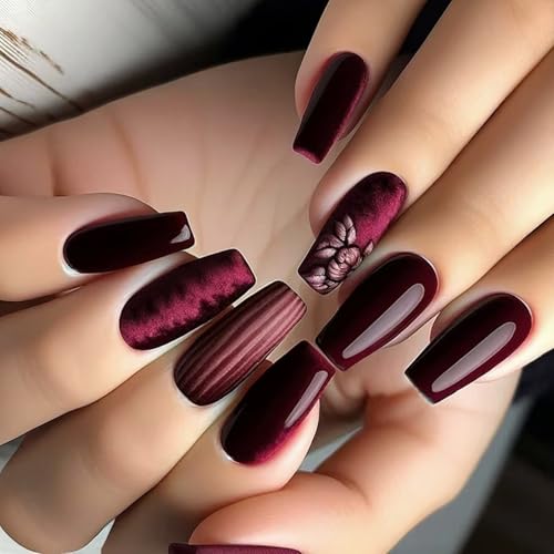 24pcs Presse Auf Nägeln Mit Blumen Und Streifen Designs Vollbezüge Künstliche Nägel Kleben Auf Nägeln Für Frauen Und Mädchen Schnellnagel von Qcbuegof