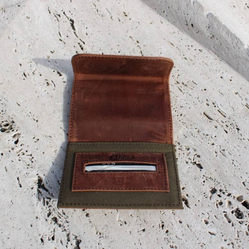 Handgefertigte Leder Tabaktasche Kleine Drehtasche von Qhiss