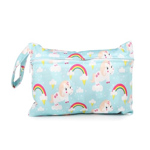 Qiantull Mini Windeltasche mit Bunte Tier-Muster wasserdichte Wetbag Wickeltasche 22 * 15cm Klein Nassbeutel Windel Tasche Wet Dry Cloth Organiser Beutel Babys Schwimmen Reisen StrandRegenbogen Pferd von Qiantull