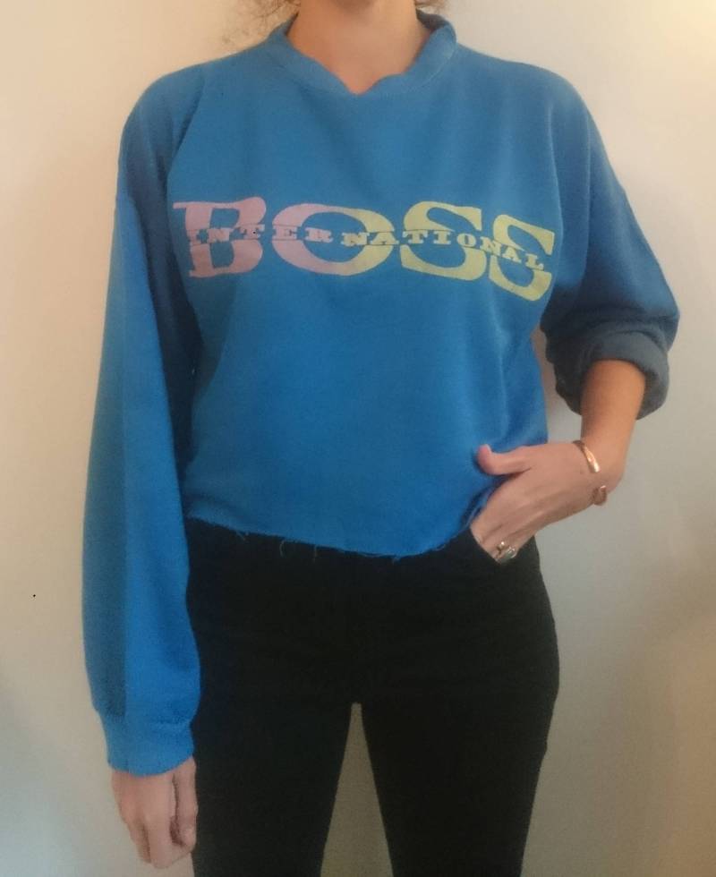 Vintage Boss Langarm Cropped Sweatshirt 90Er Oversized Crop Top von QooQooSVintage