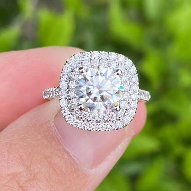 1.5 Karat Lab Zuchtdiamant Verlobungsring 14K Weißgold Double Halo von Qrystaljewelry