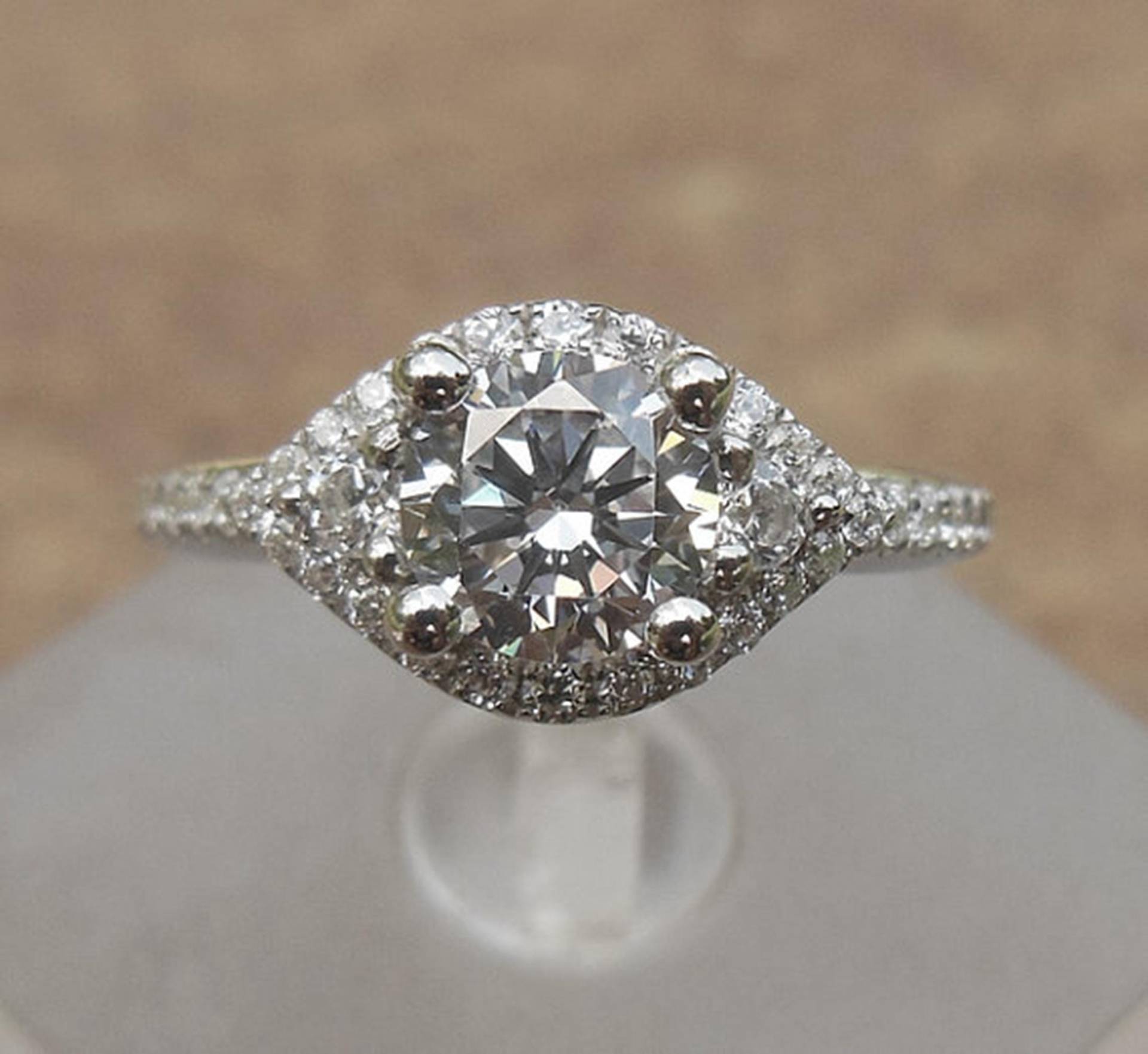 14K Weißgold Diamant Halo Semi Mount Verlobungsring von Qrystaljewelry