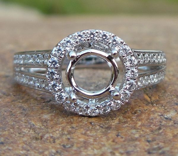 14K Weißgold Diamant Halo Verlobungsring Einstellung 5 Mm Rund von Qrystaljewelry