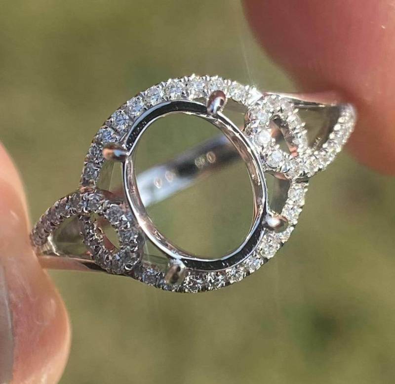 14K Weißgold Oval 7 X 9 Mm Mode Halb Montierten Ring/Verlobungsring von Qrystaljewelry