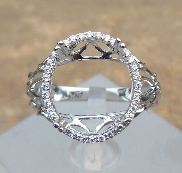 Ovaler 10 X 12 Mm Solider 14K Weißgold-Semi-Mount-Ring/Diamantring von Qrystaljewelry