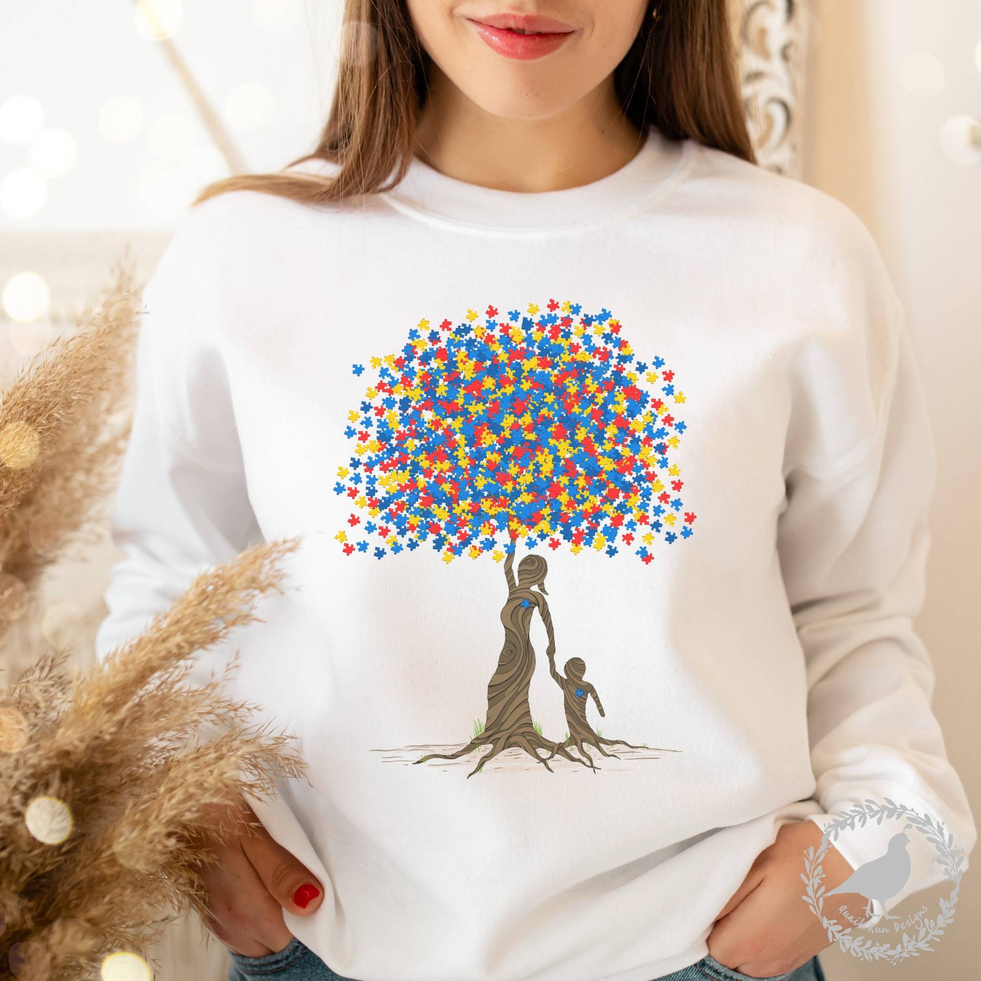 Autismus Akzeptanz Mama Shirt Bewusstsein Puzzle Baum Der Liebe Geschenk Held Frauen von QuailRunDesigns