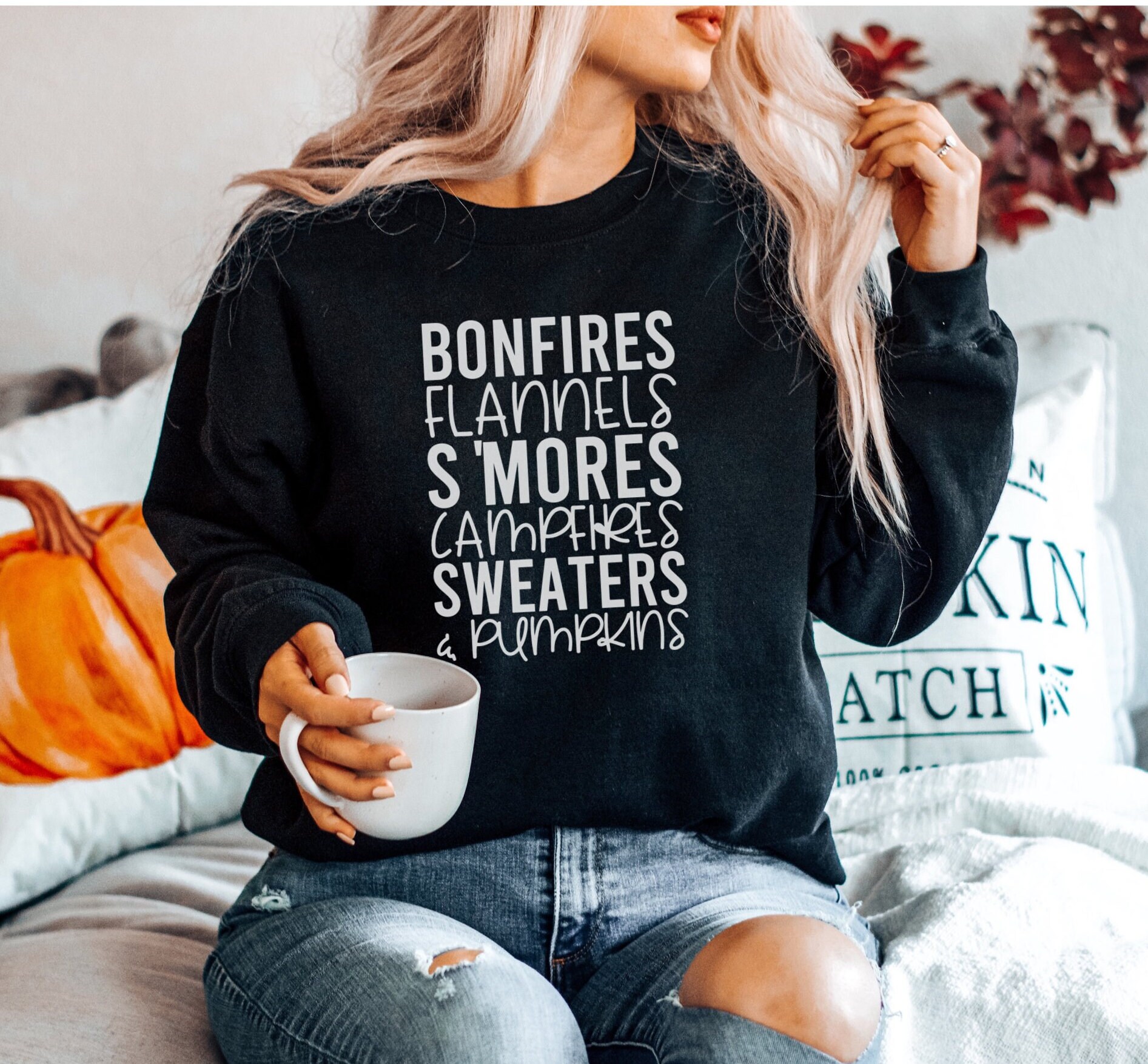 Herbst Shirt Lagerfeuer Flanells S'mores Pullover Kürbisse Sweatshirt Geschenk Für Frauen Mama Thanksgiving Saisonal von QuailRunDesigns