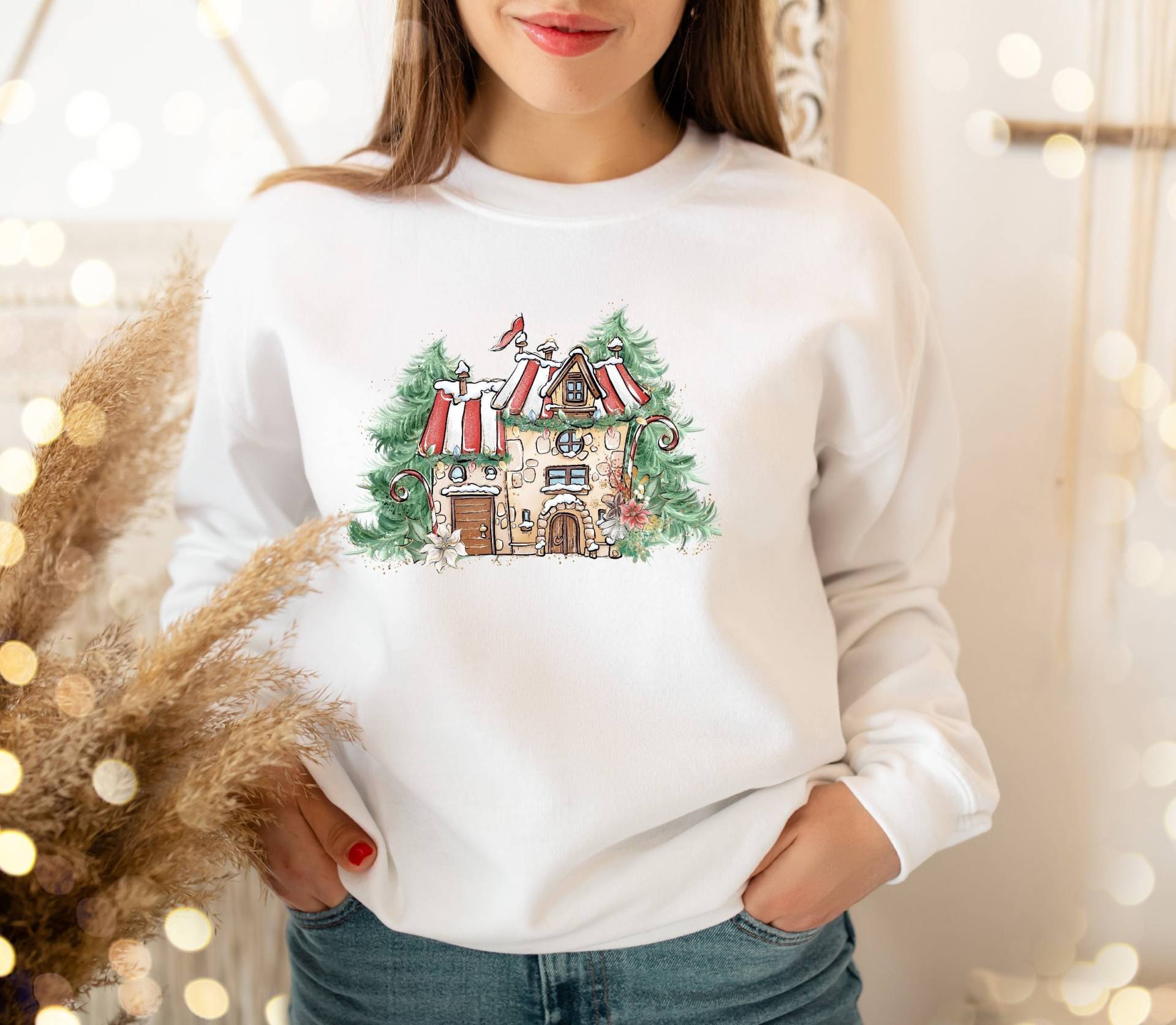 North Pole Cottage Weihnachten Sweatshirt Pullover Urlaub Shirt Party Lehrer Geschenk Für Frauen von QuailRunDesigns