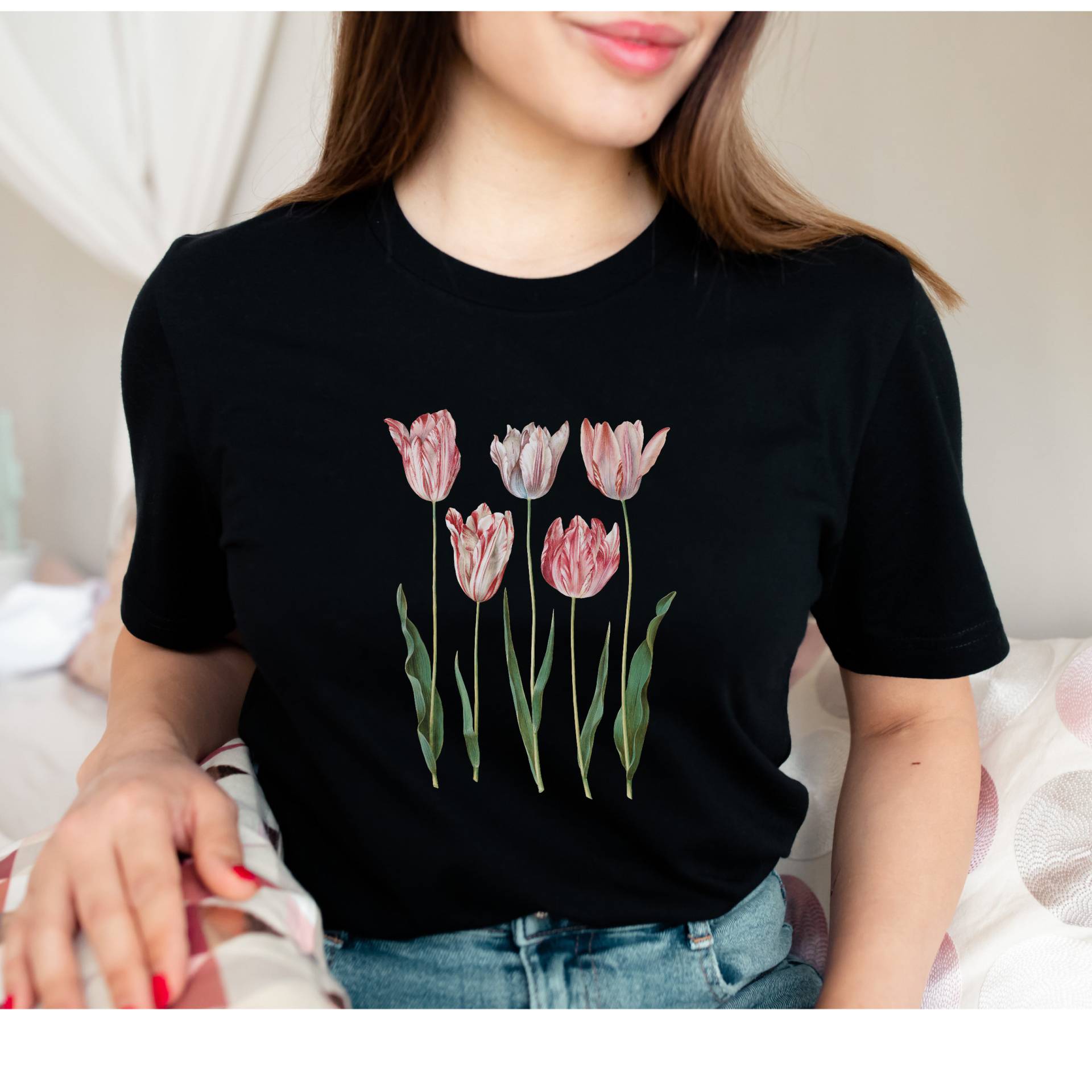 Tulpe Shirt Wildblumen Geschenk Für Frauen Vintage Floral Tshirt Blumen T Damen Shirts T-Shirt Best Friend von QuailRunDesigns