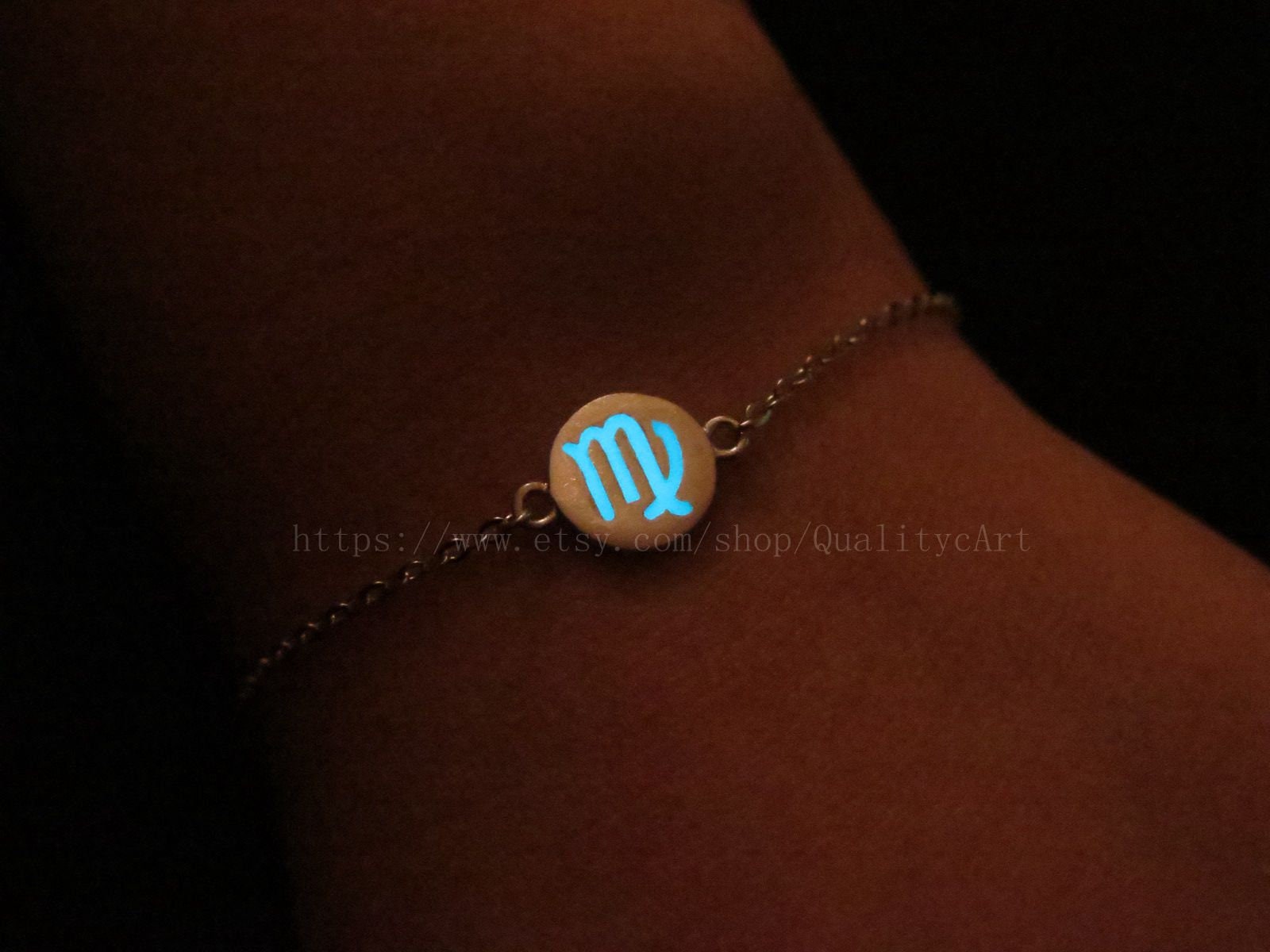 Jungfrau Sternzeichen Armband Charms, Leuchtenden Armband, Silberarmband, Leuchten Im Dunkeln, Münze Jungfrau Sternzeichen Armband Charms, Leuchtenden Armband, Silberarmband, Leuchten Im Dunkeln, Münze von QualitycArt