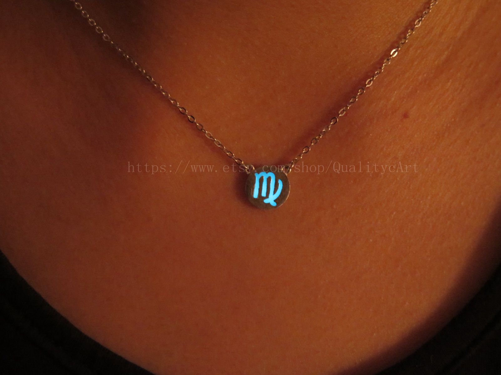 Jungfrau Sternzeichen Halskette, Schmuck, Sterling Silber Münze Glühende Geschenk Jungfrau Sternzeichen Halskette, Schmuck, Sterling Silber Münze Glühende Geschenk von QualitycArt