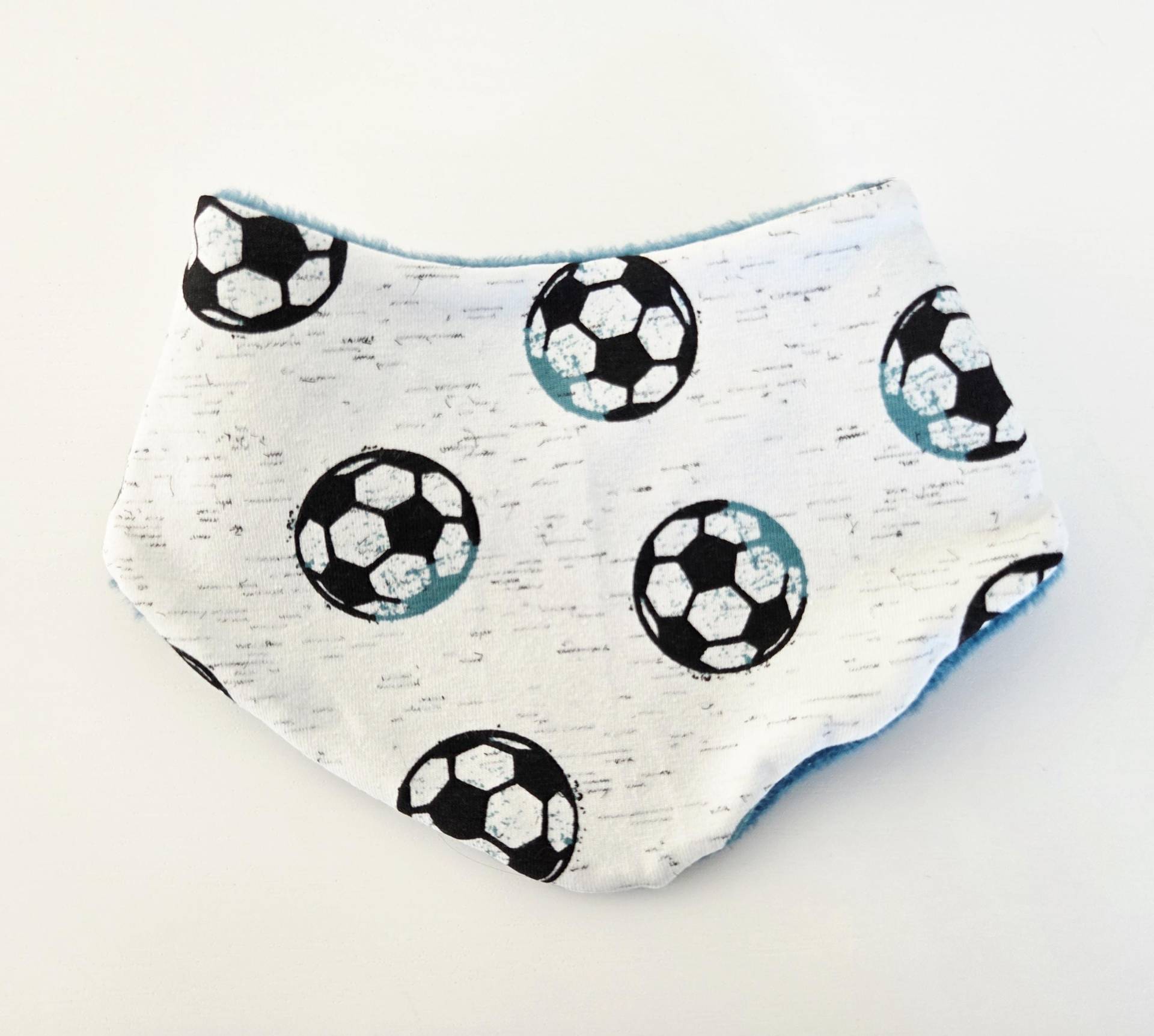Dreieckstuch Wendehalstuch Fußball Kuschelfleece von QuatschundQuassel