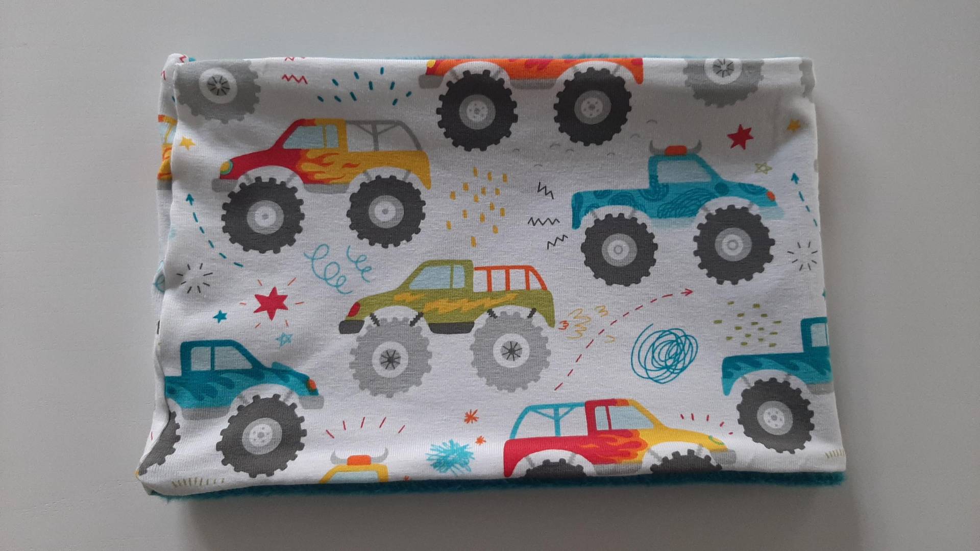 Loop Schlupfschal Halssocke Monstertruck Mit Kuschelfleece von QuatschundQuassel