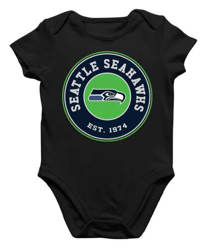 Quattro Formatee Seattle Seahawks - American Football NFL Team Super Bowl Playoffs Kurzarm Baby Body Einzelteiler Strampler von Quattro Formatee