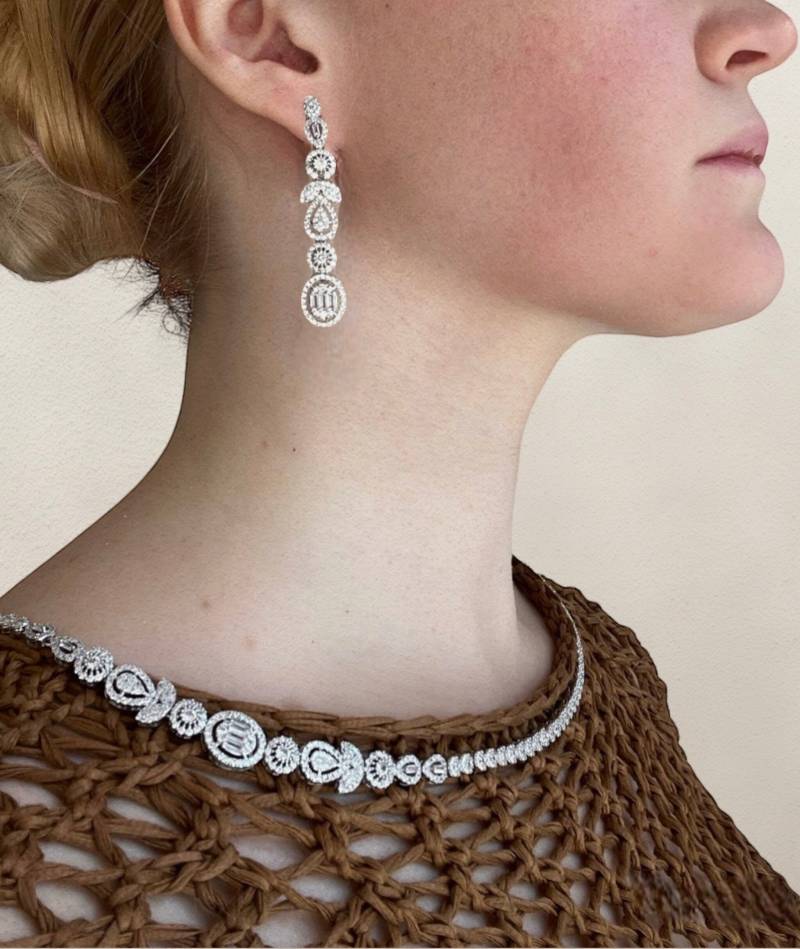 Kristall Blumen Schmuck Set Platinierte Messing Kette & Ohrringe von QueenNecklace