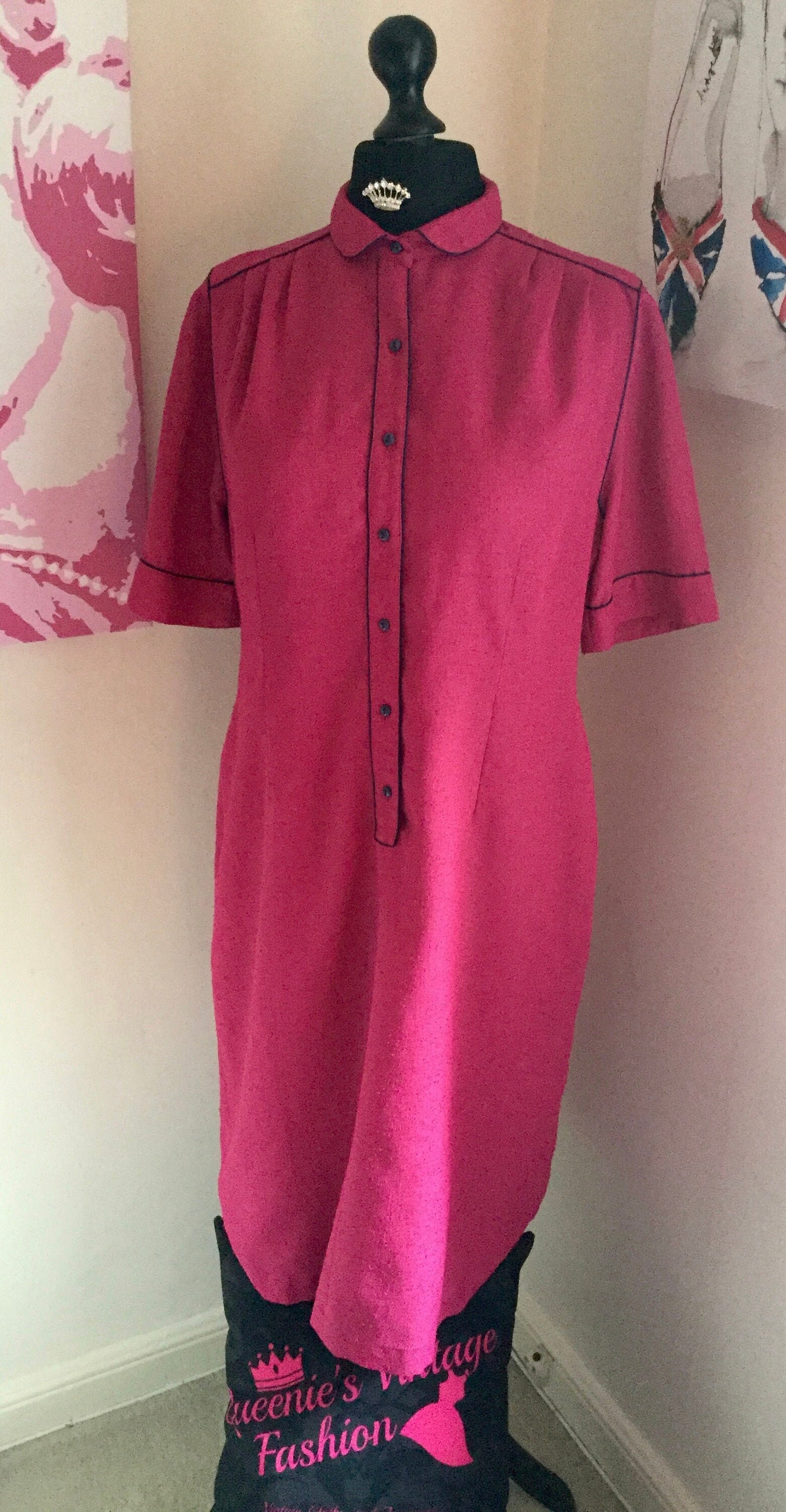 Vintage 1970Er Jahre Rosa Marine Blau Kurzarm Shirt Kleid Uk Größe 16 von QueeniesVintageStore