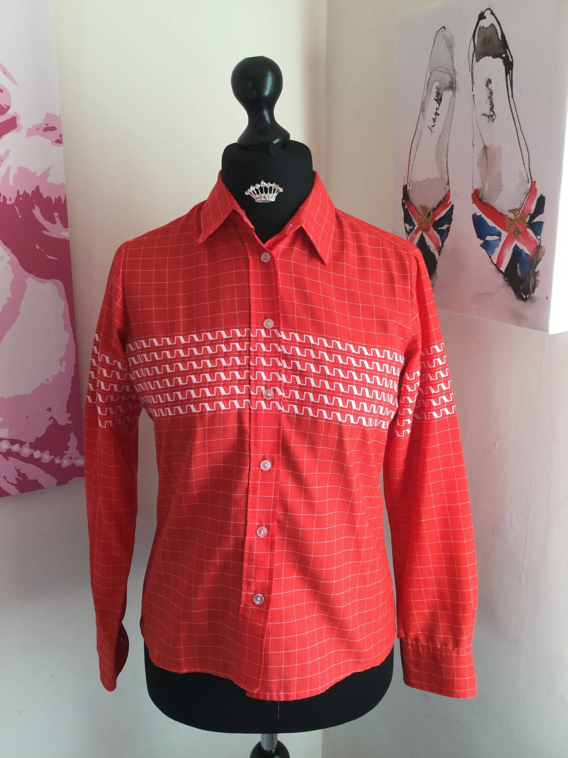 Vintage Red & White Checked Patterned Long Sleeve Western Style Shirt Size 12/14 von QueeniesVintageStore
