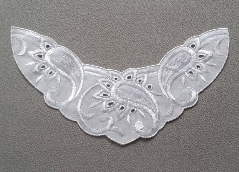 Spitzeneinsatz Off White Spitze Einsatzspitze Spitzenapplikation von QueenofGarbage