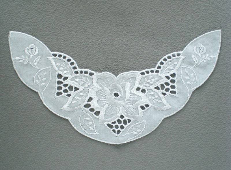 Weißer Spitzeneinsatz Spitze Applikation Spitzenapplikation Einsatzspitze von QueenofGarbage