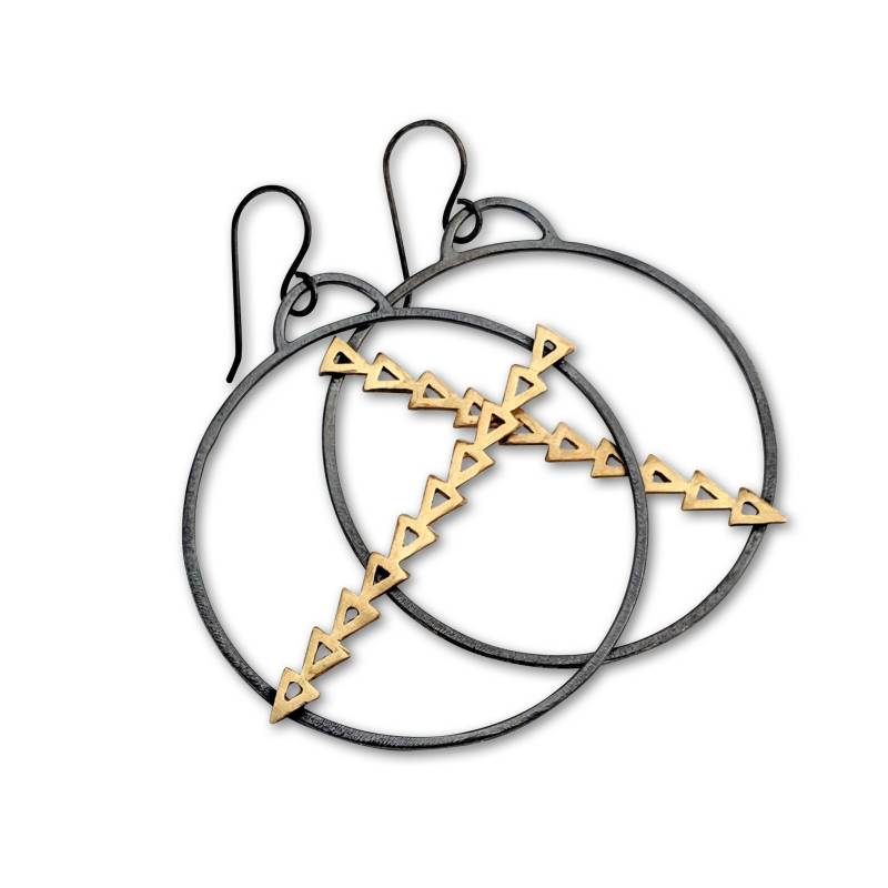 Krieger Hoop Ohrringe - Industrielle Sterling Silber Und Messing Handgemacht Von Queens Metal von QueensMetalJewelry