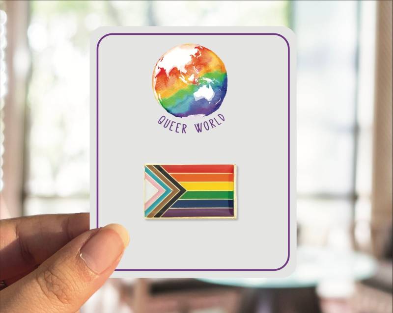 Progessive Pride Flagge Rechteck Emaille Pin - Brosche Label Lgbt Geschenk Pride von QueerWorld