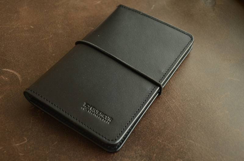 Hülle Für Fieldnotes Oder Reisepass Mit Kartenhalter von Quercur