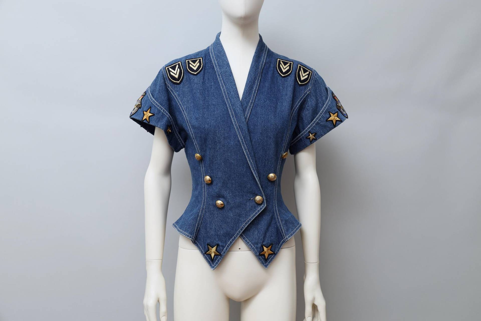 1980Er Jahre Claude Pétin Jeans-Top Mit Gestickten Aufnähern - Klein/Mittel von QuerelleDesFemmes